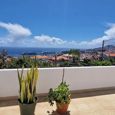 Апартаменты Renovado E Luminoso A Poucos Minutos Do Centro