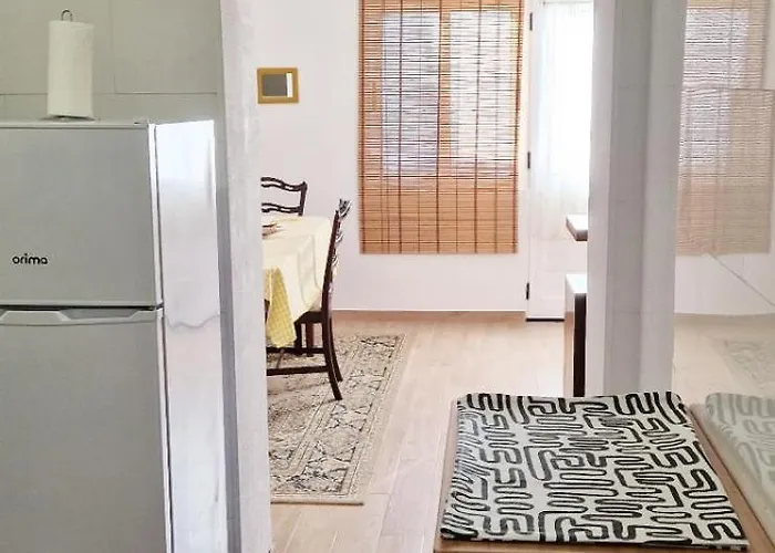 Renovado E Luminoso A Poucos Minutos Do Centro *