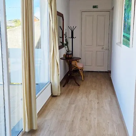 Апартаменты Renovado E Luminoso A Poucos Minutos Do Centro Фуншал