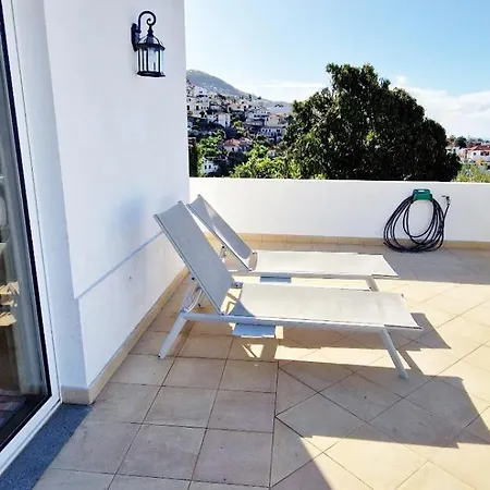Renovado E Luminoso A Poucos Minutos Do Centro Apartamento Funchal (Madeira)